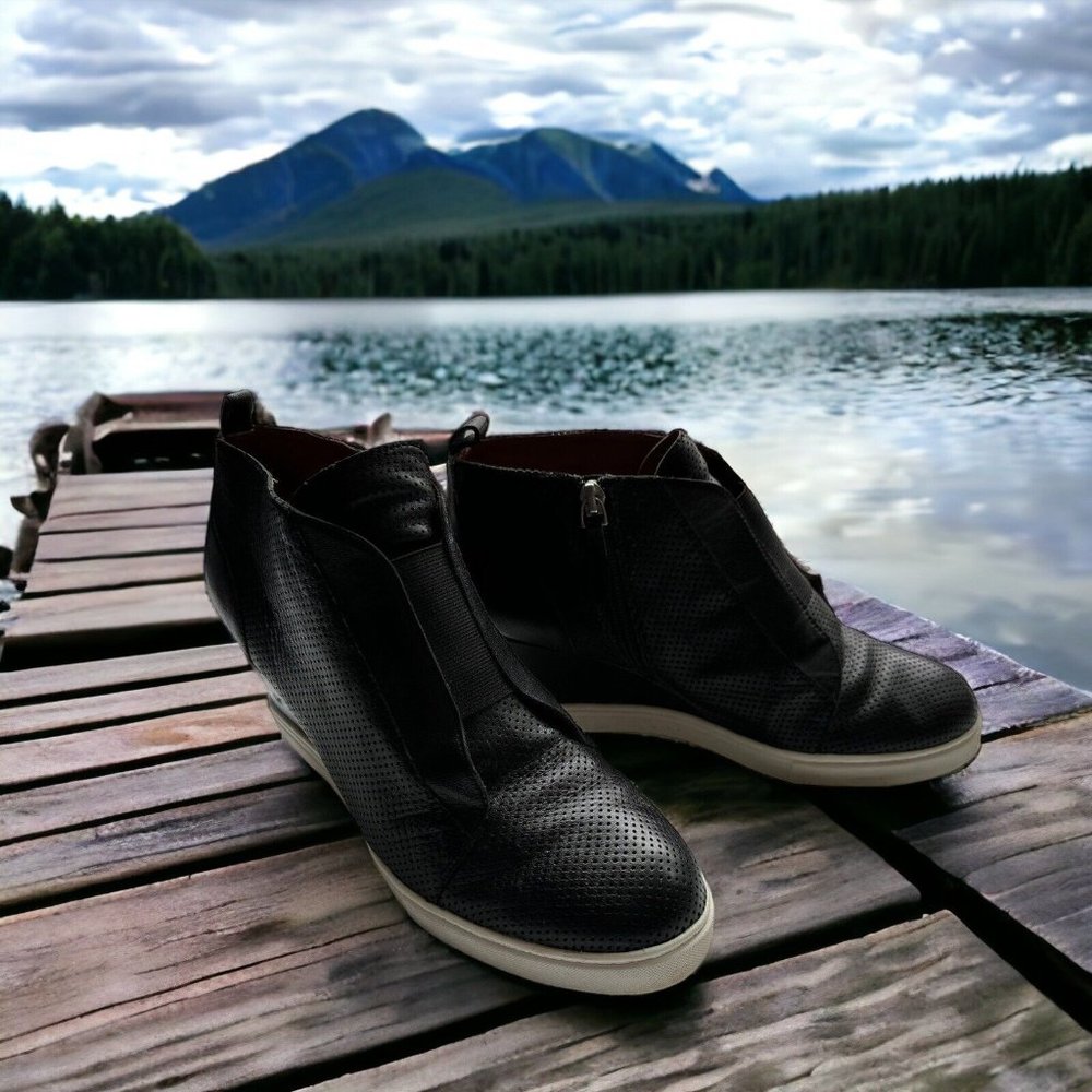 Black Wedges Zip Up Sneaker Bootie L.. Paolo Ladies Size 9.0  Faux Vegan Leather